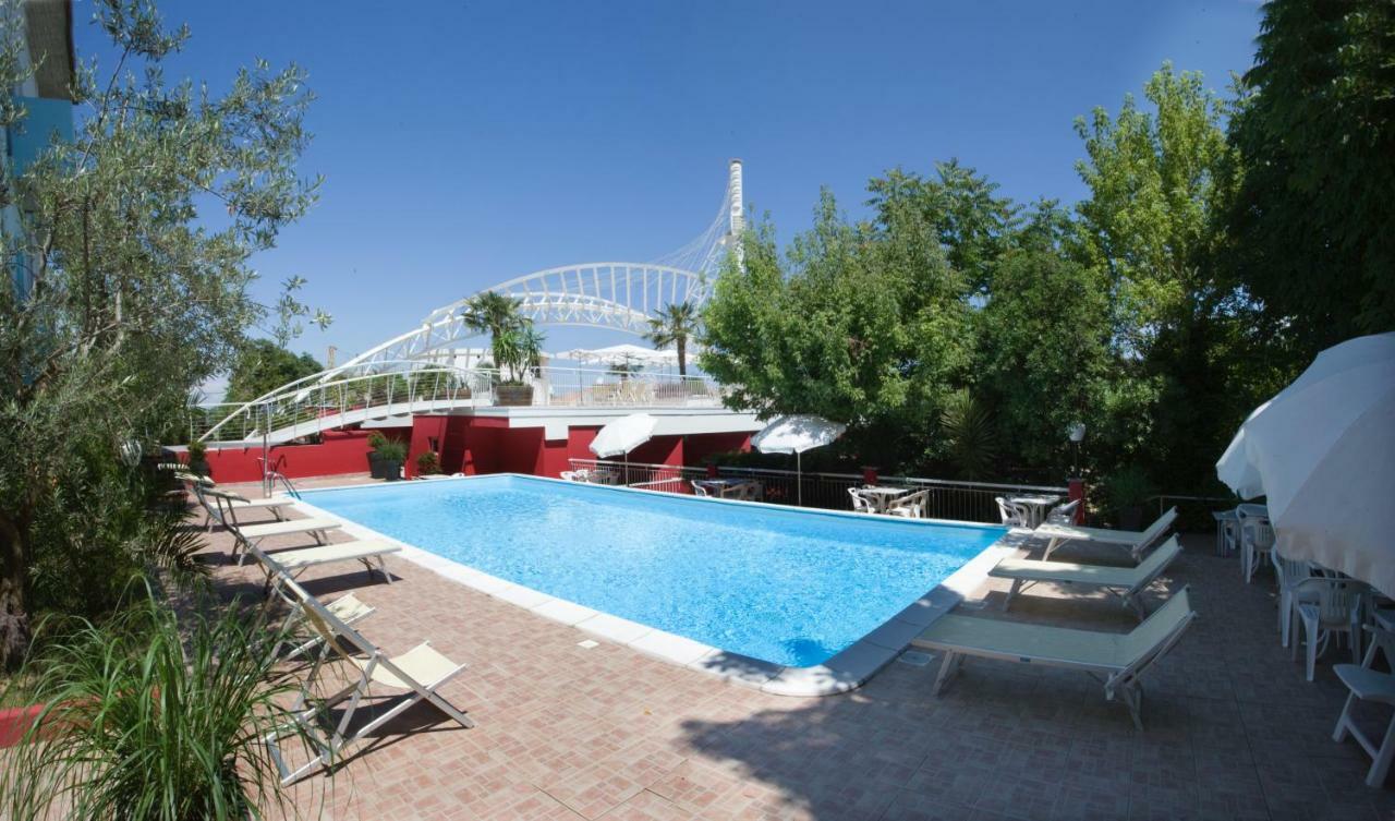 Duparc Hotel Габичче-Маре Экстерьер фото
